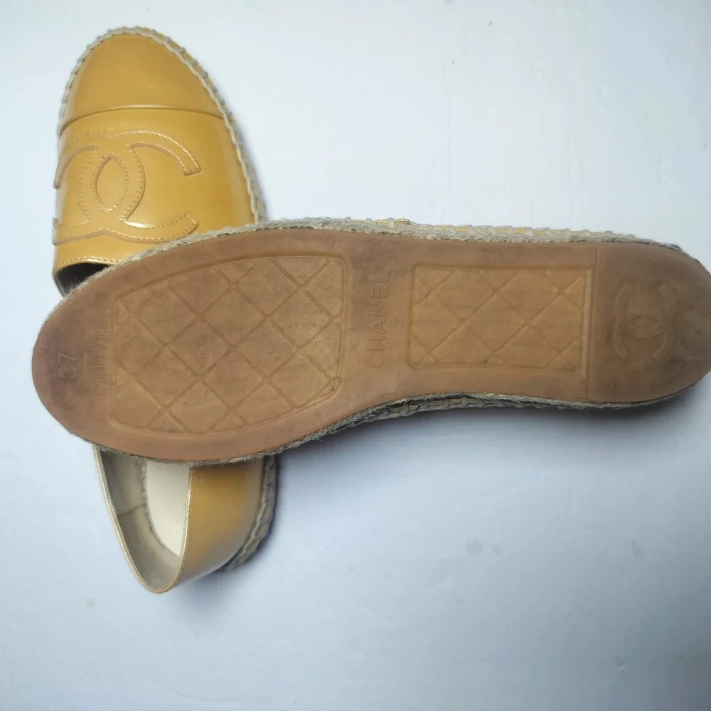 Chanel CC Logo Leather Espadrilles Mustard Yellow Flats Size 37 Made in Spain